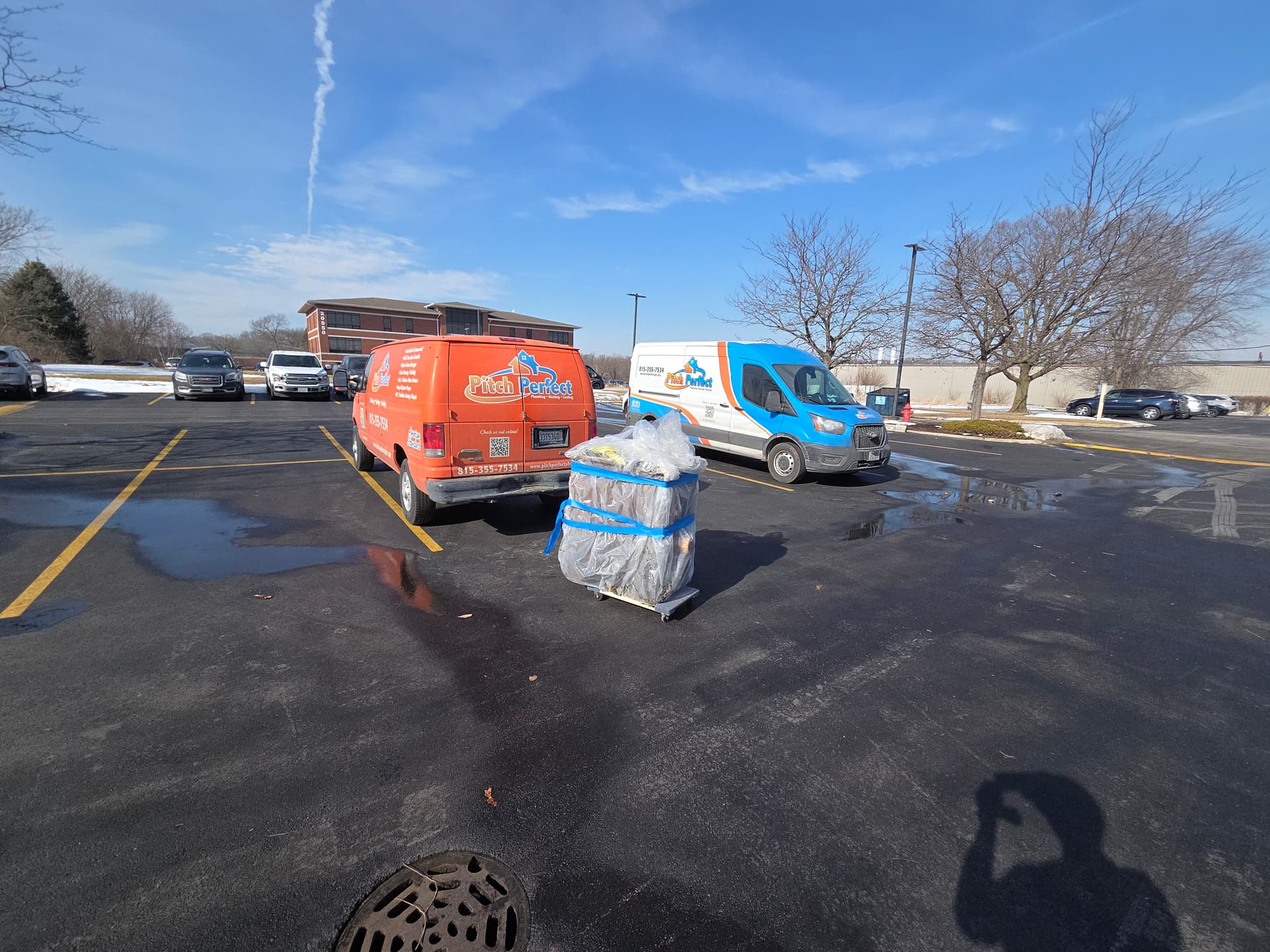 Gallery photos for Efficient Grease Trap Replacement in a Commercial Kitchen: Image #1