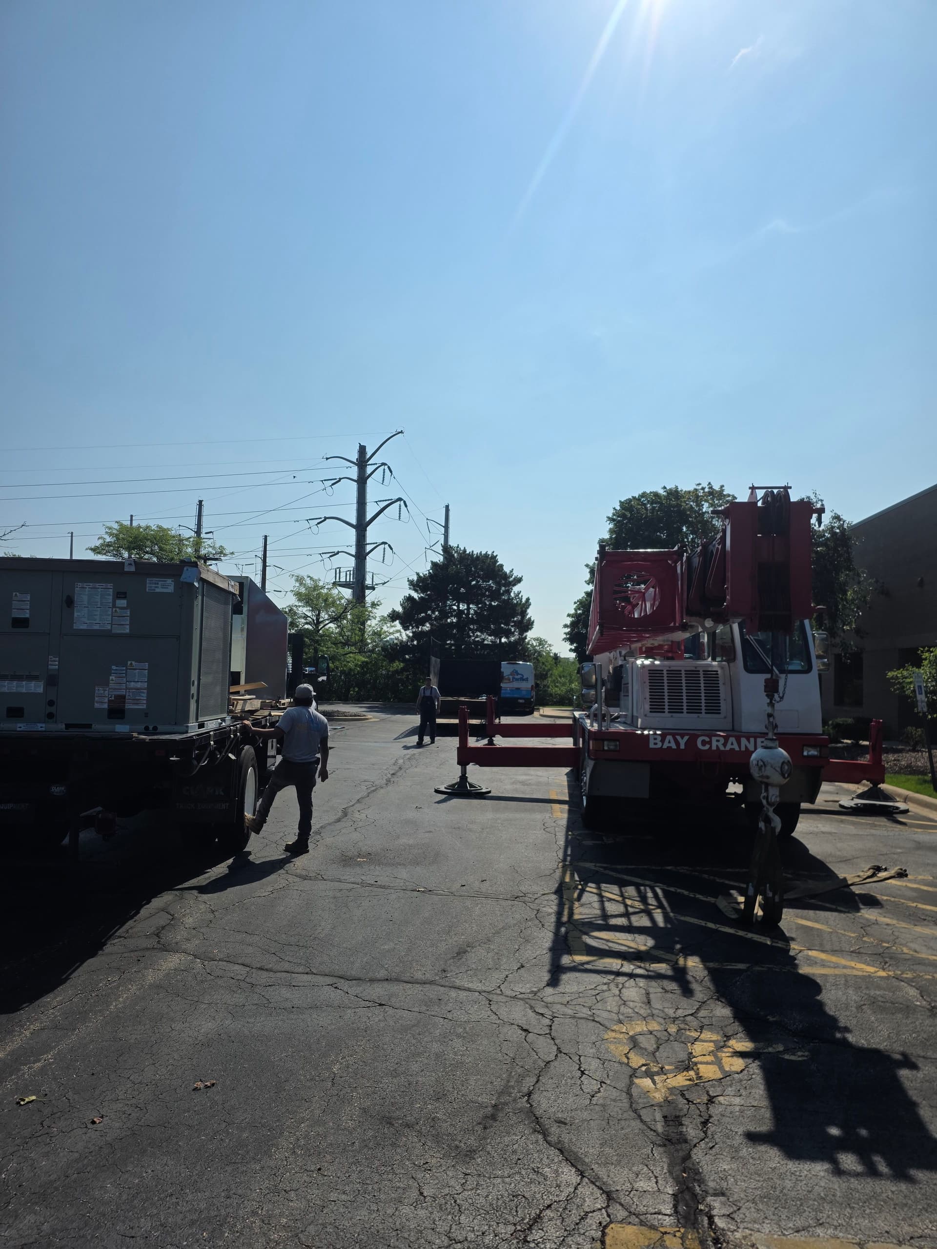 Gallery photos for 6-Unit Rooftop RTU Replacement Done Right: Image #2